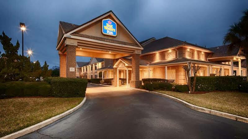 Best Western Plus Kingsland Hotel Exterior photo